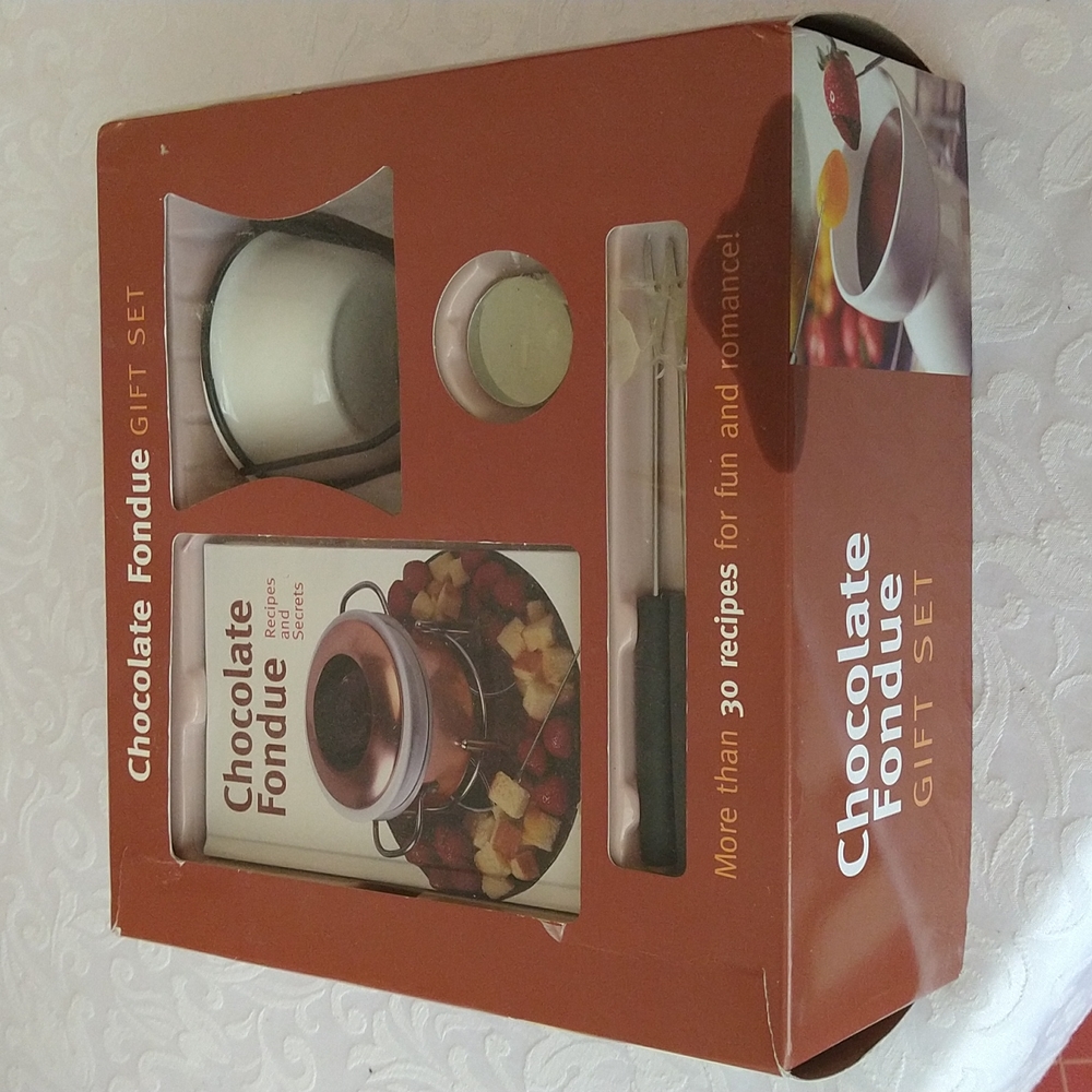 Nwot. Chocolate fondue gift set.